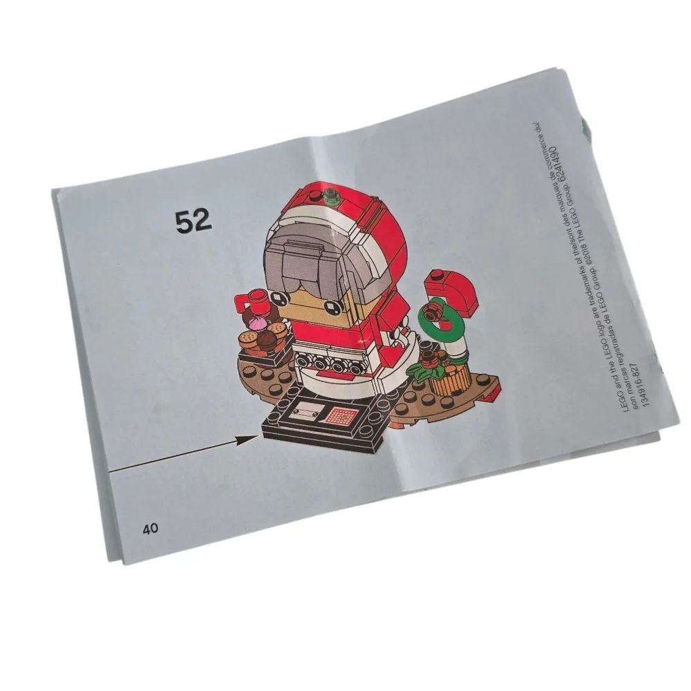 LEGO BrickHeadz Mrs. Claus #40274 – Retired Collectible Set
